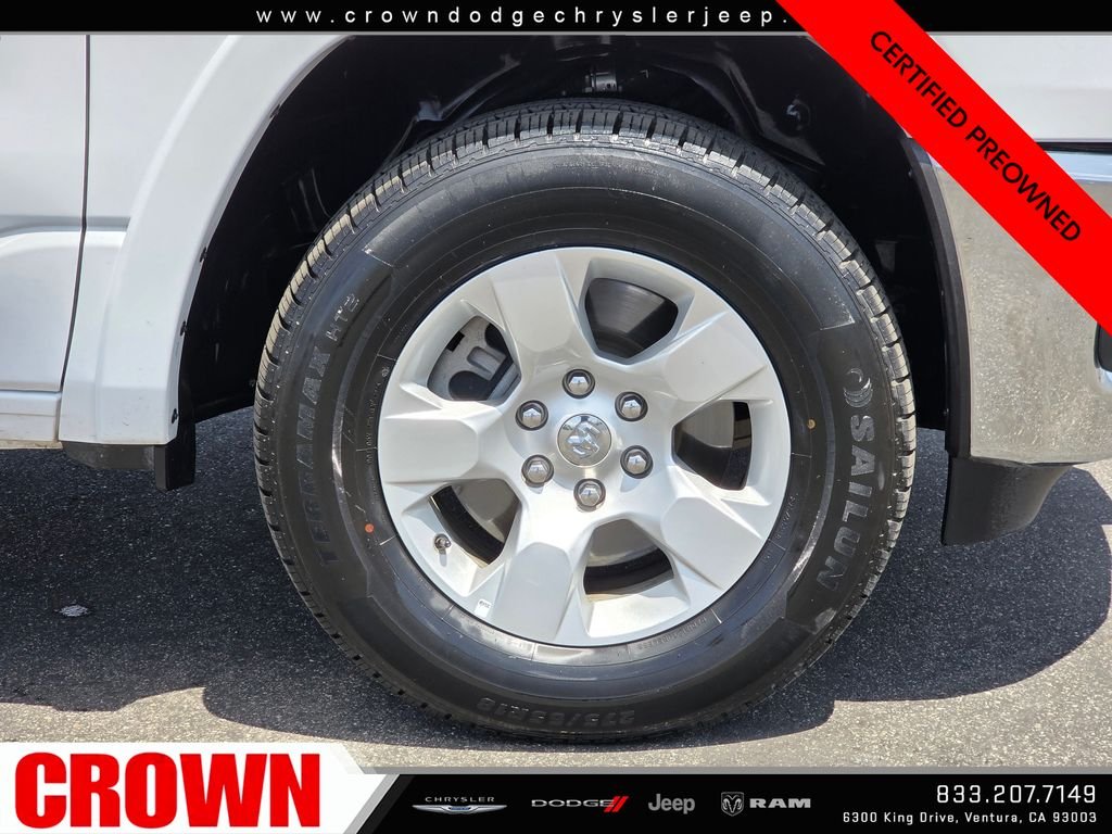 Used 2025 White Ram Big Horn/Lone Star image 9
