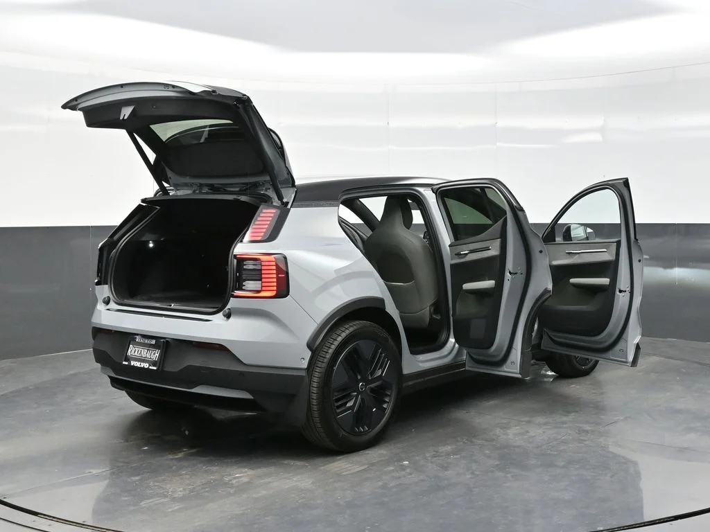 New 2026 Vapour Grey Volvo Twin Motor Cross Country Ultra image 46