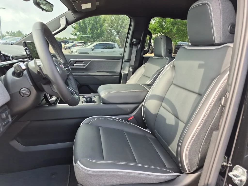 2026 GMC Sierra EV Elevation - Photo 20