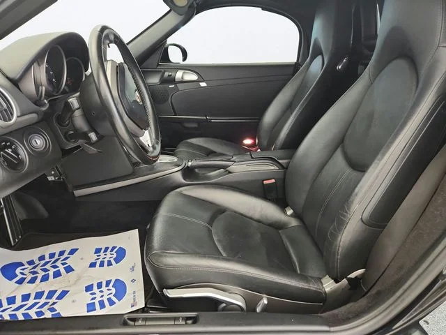 Used 2006 Black Porsche Base image 10