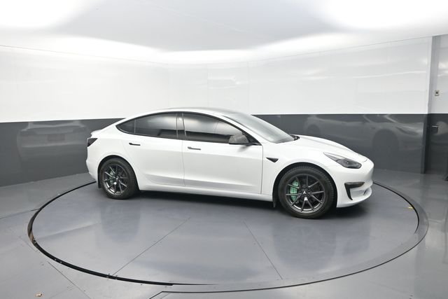 Used 2022  Tesla Long Range image 18