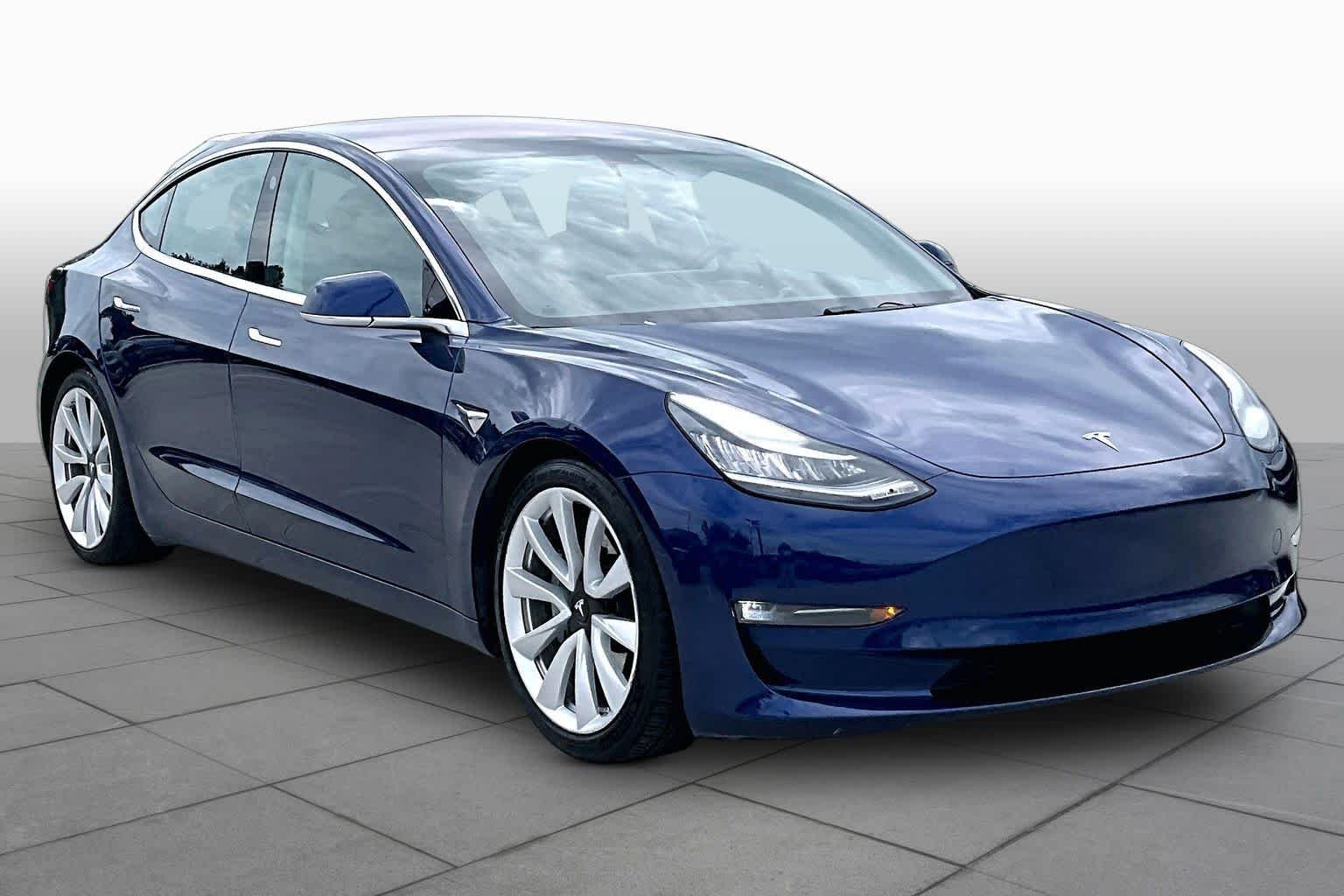 Used 2018 Pearl White Multi-Coat Tesla Long Range Battery image 2