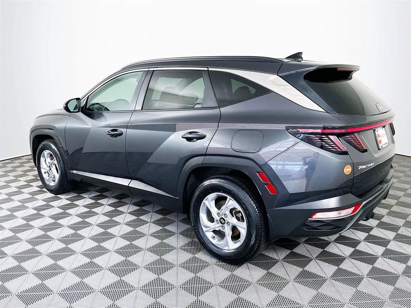 Used 2023 Portofino Gray Hyundai SEL image 7