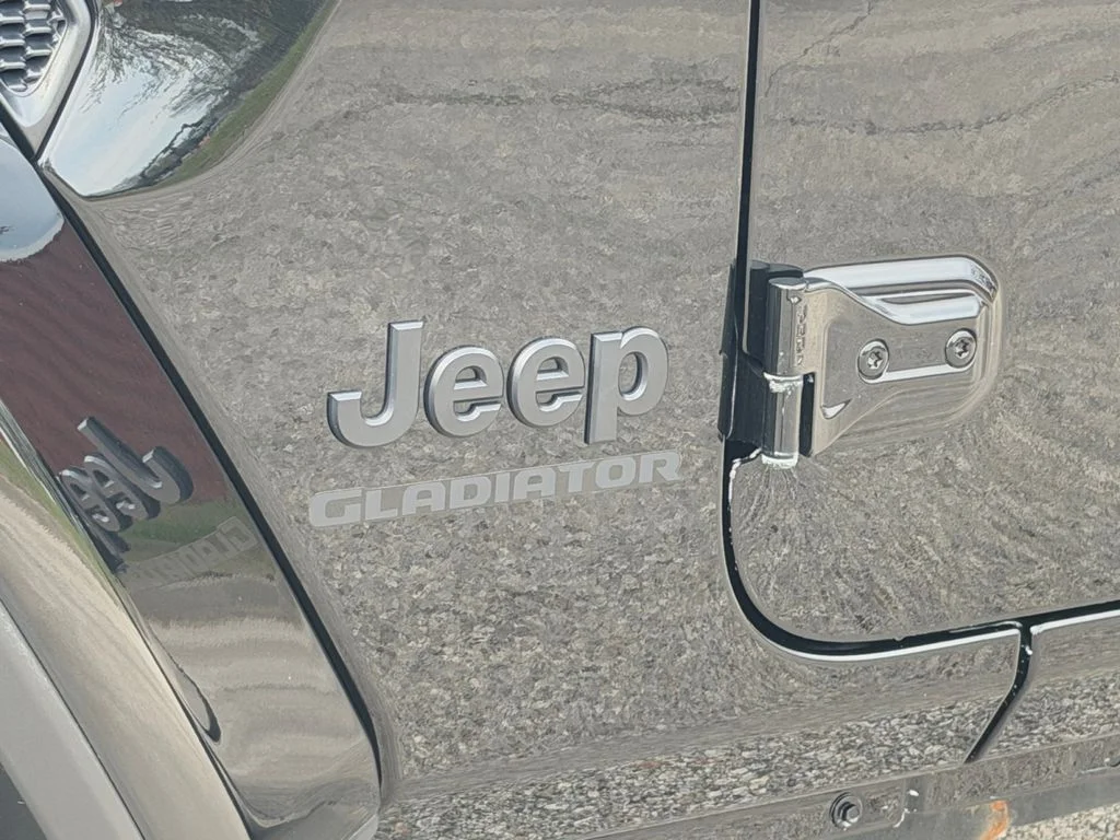 Certified Used 2022 Black Clearcoat Jeep Sport image 7