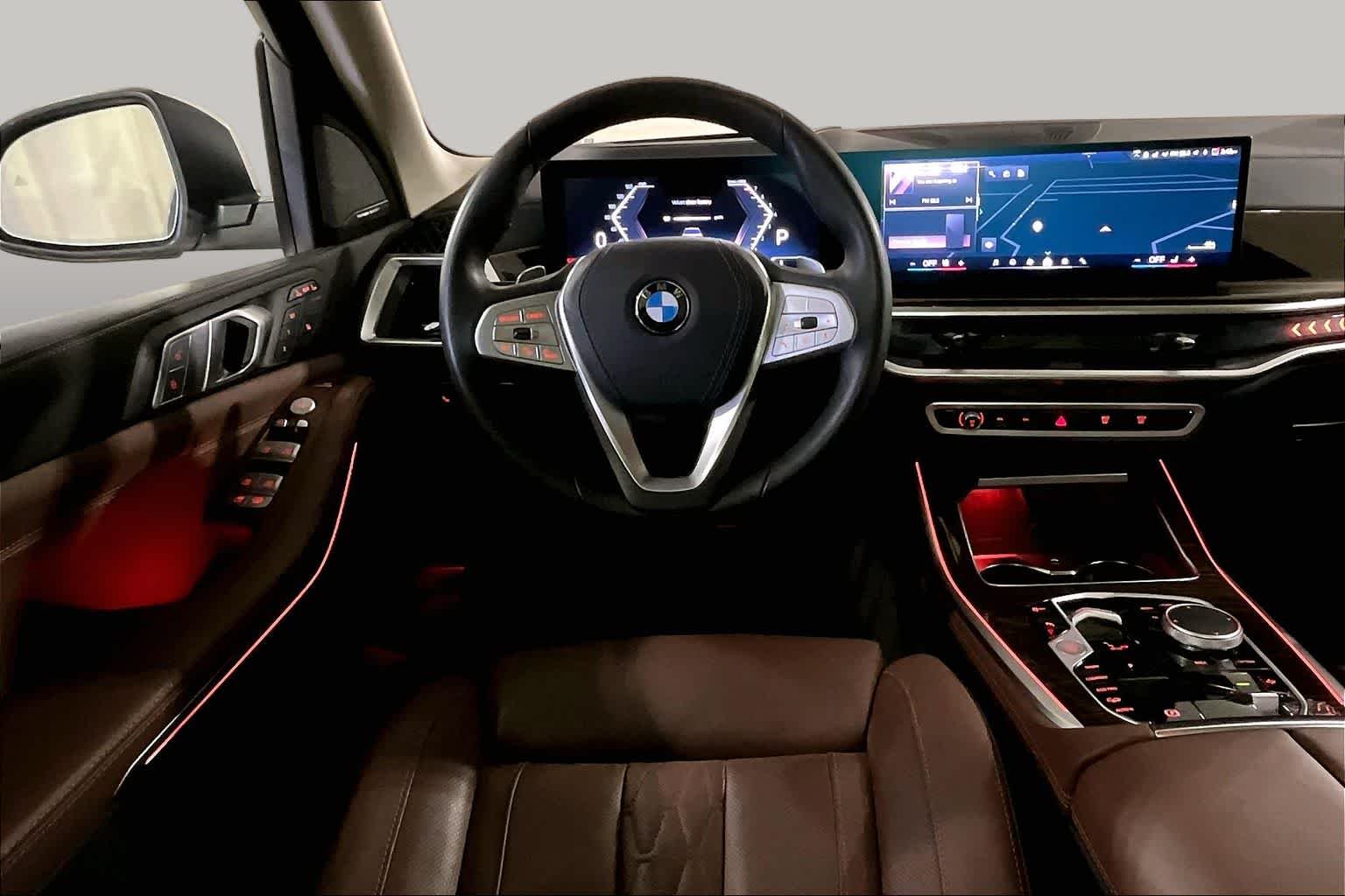 Used 2026  BMW xDrive40i image 5