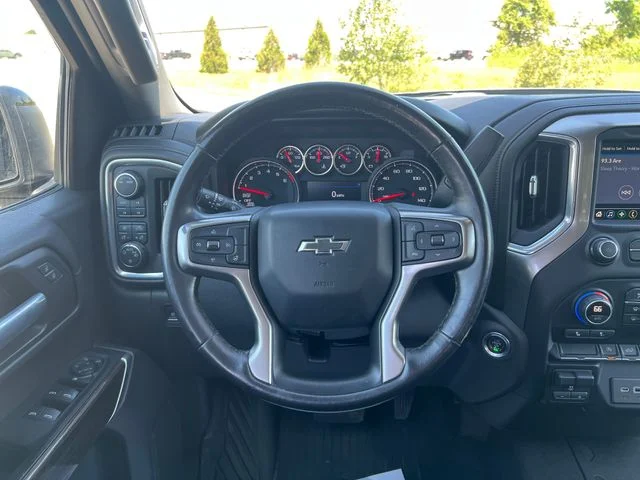 Used 2021 Blue Chevrolet RST image 18