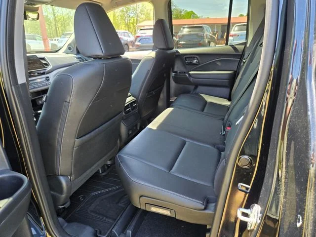 Used 2025 Black Honda RTL image 13