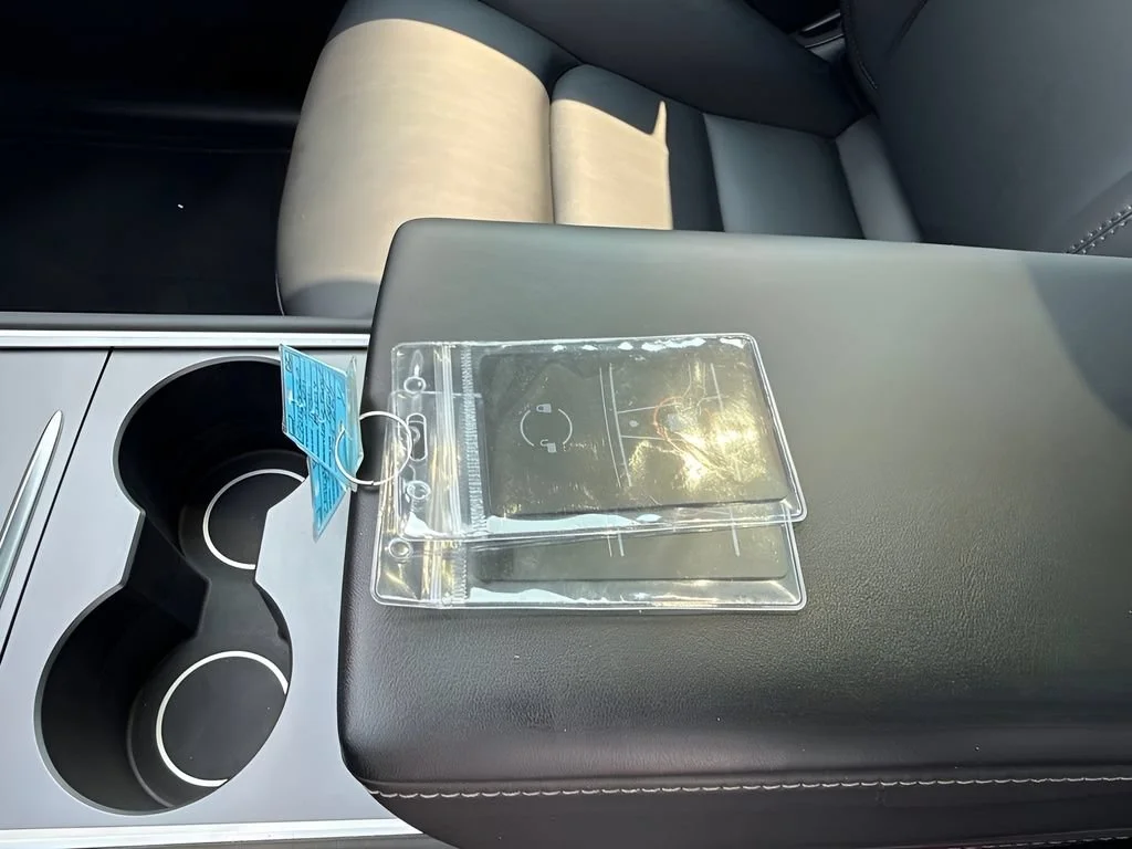 Used 2024  Tesla Long Range image 31