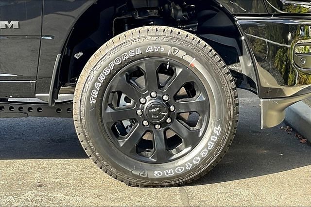 New 2026 Diamond Black Crystal Pearl-Coat Exterior Paint RAM Big Horn image 13