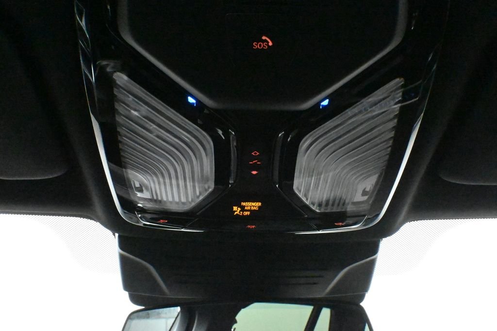 Used 2026 Black BMW xDrive40i image 21