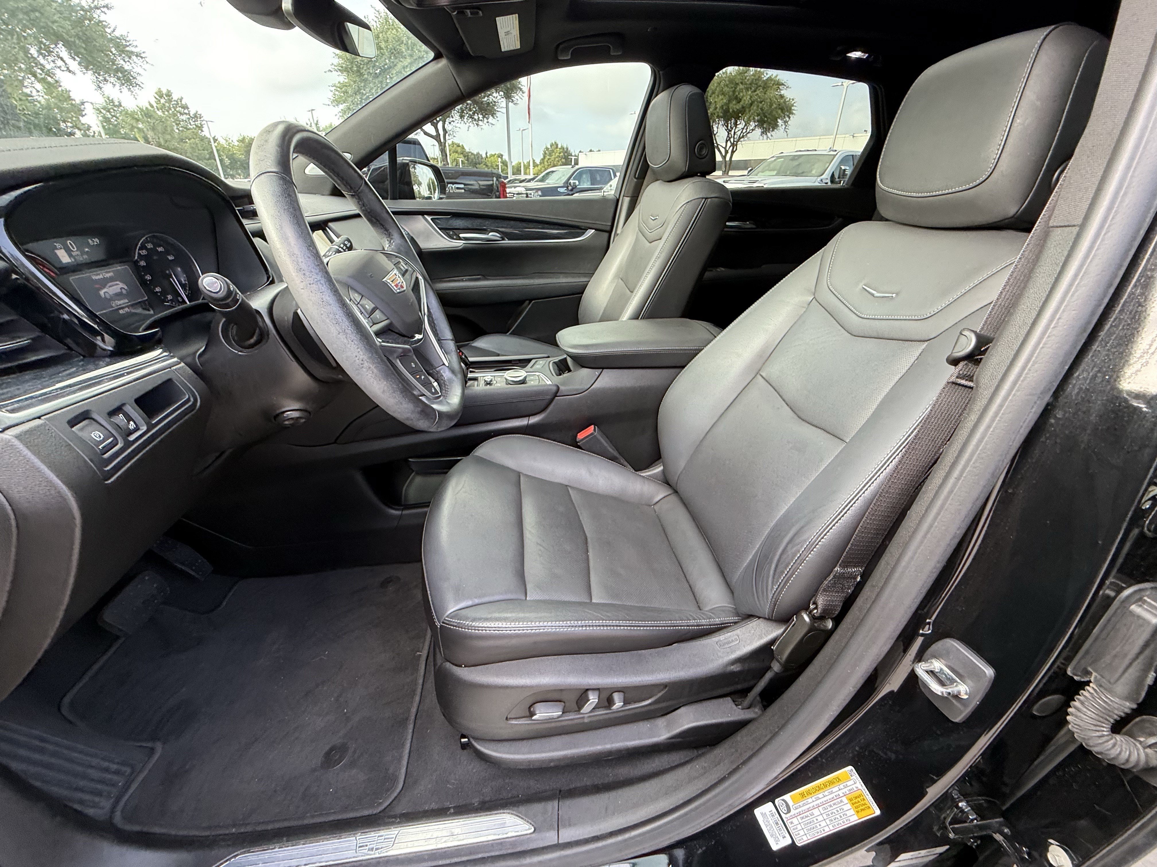 Used 2023 Stellar Black Metallic Cadillac FWD Premium Luxury image 28
