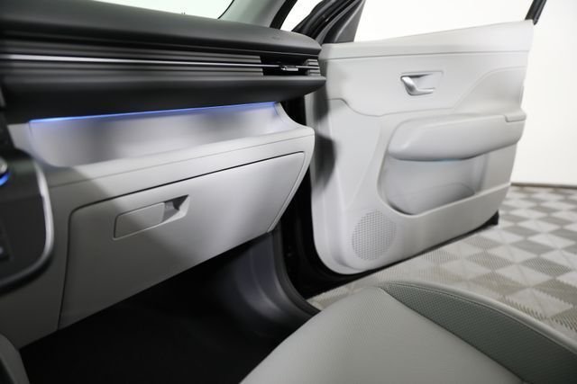 New 2026 Black Hyundai SEL Premium AWD image 17