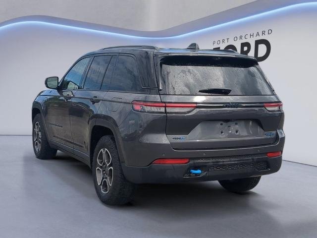 Used 2023 Metallic Jeep  image 5