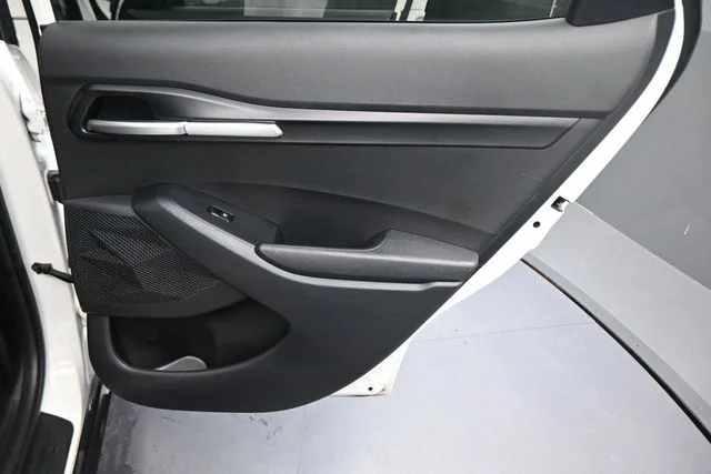 Used 2024 White Kia LX image 22
