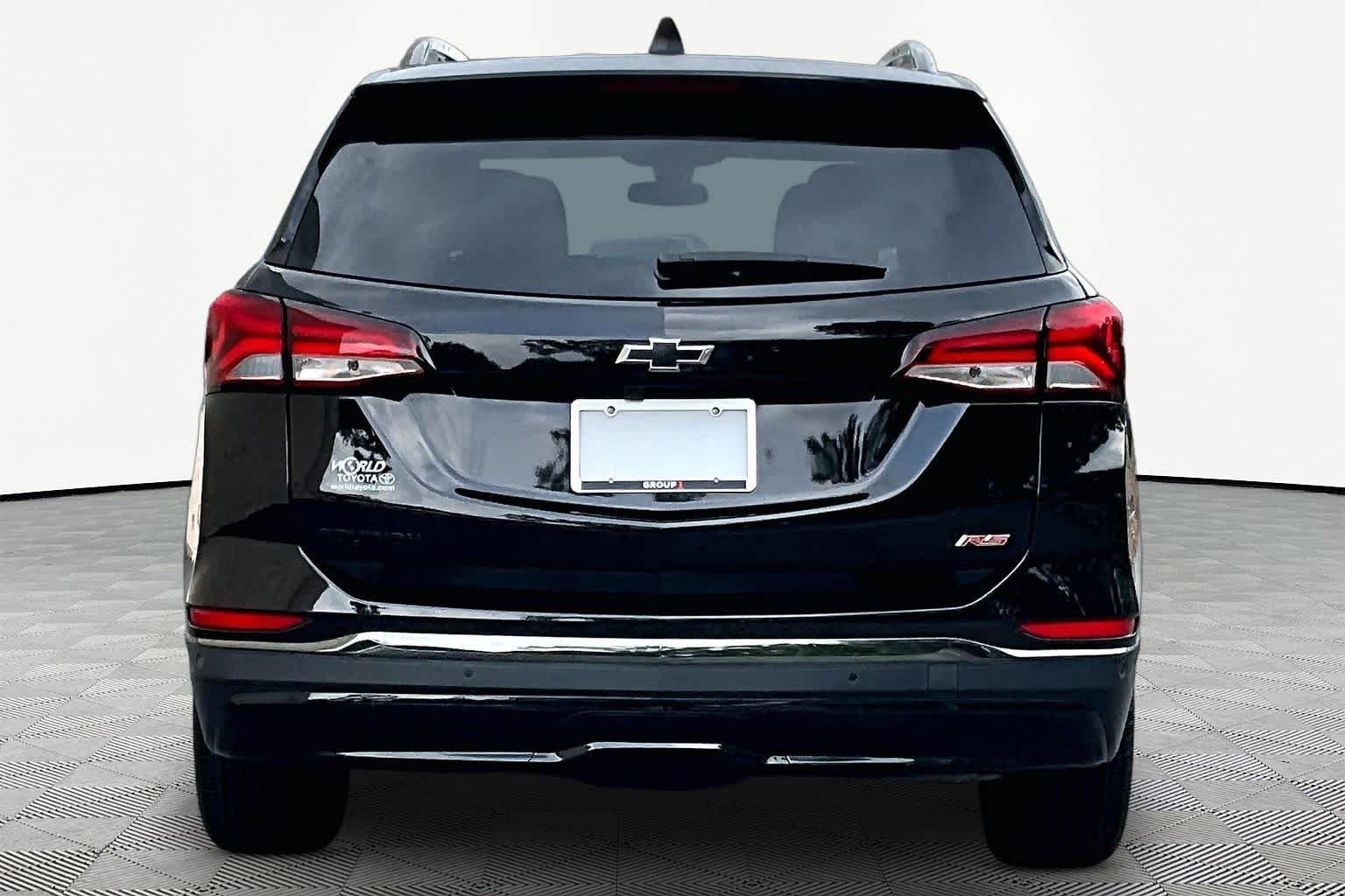 Used 2023 Mosaic Black Metallic Chevrolet RS image 5