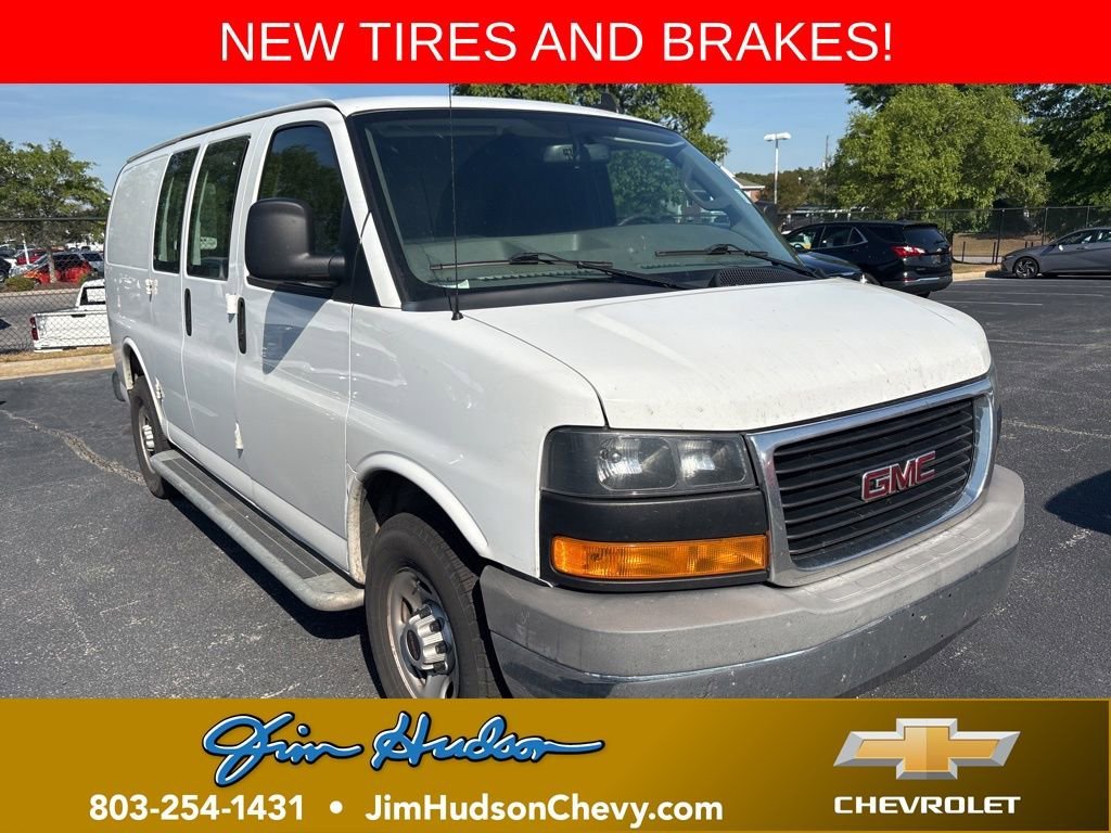 2021 GMC Savana 2500's photo