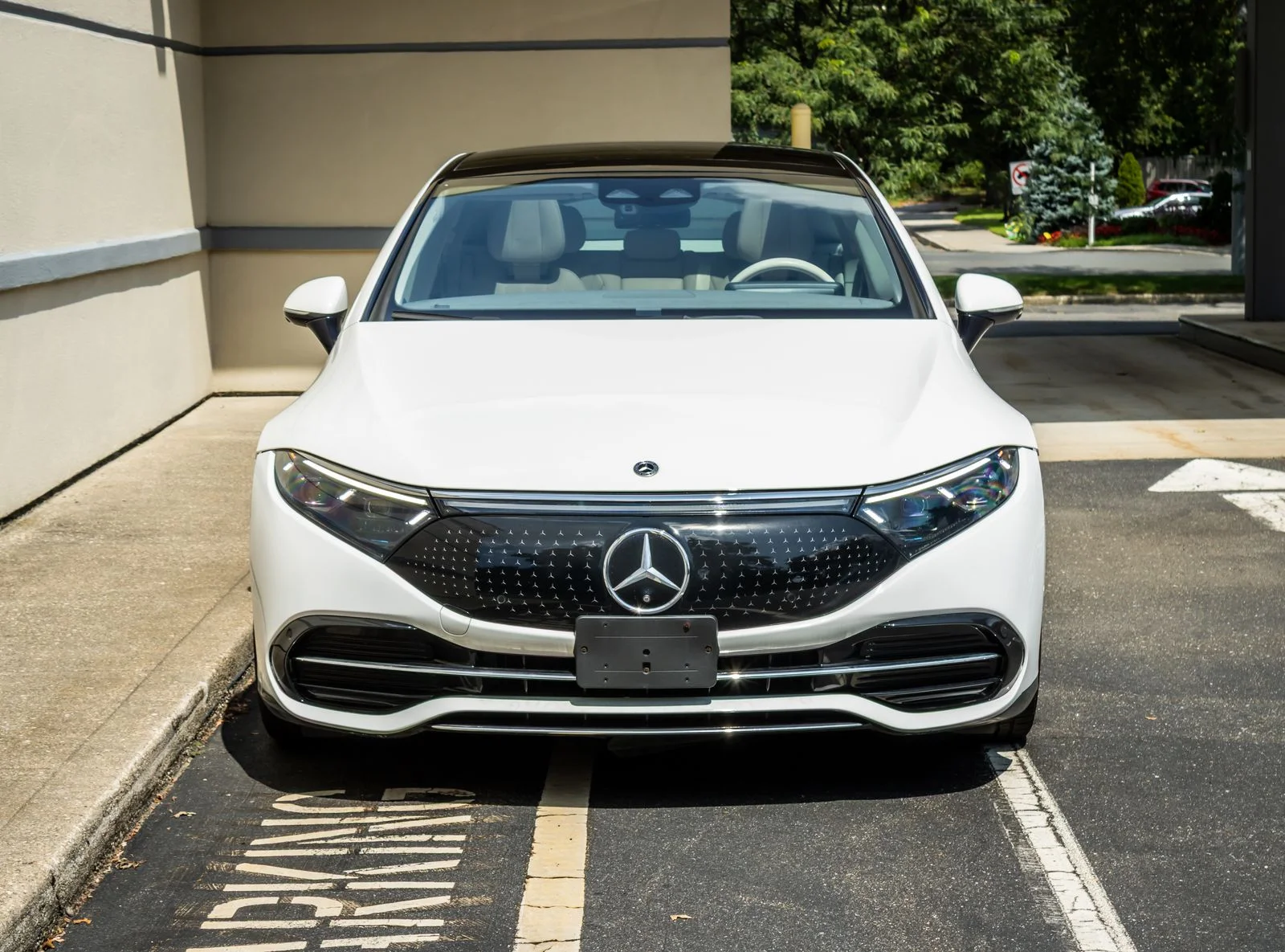 Used 2022 Mercedes-Benz EQS Base with VIN W1KCG2DB0NA017811 for sale in Commack, NY