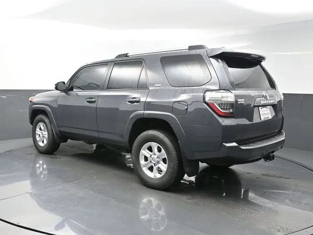 Used 2024  Toyota SR5 image 5