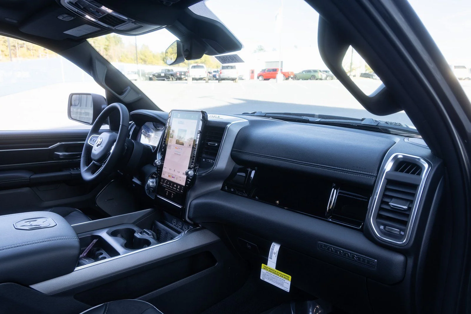 New 2026 Granite Crystal Metallic Clear-Coat Exterior Paint RAM Laramie image 22