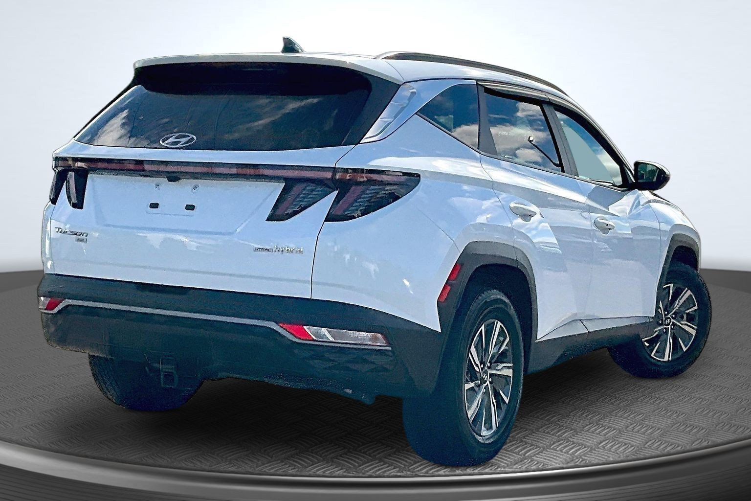Used 2022 Gray Hyundai Blue image 5