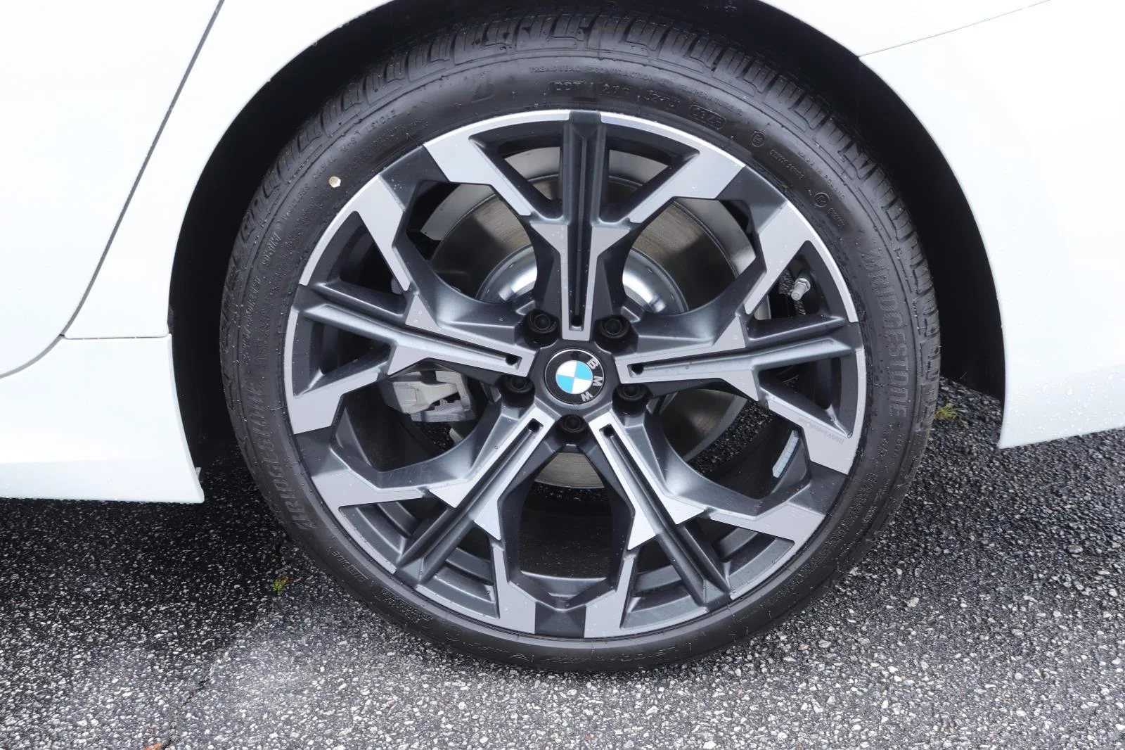 New 2026 Alpine White BMW 330i image 38