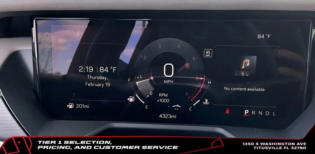 New 2026 Sterling Metallic GMC Elevation image 31