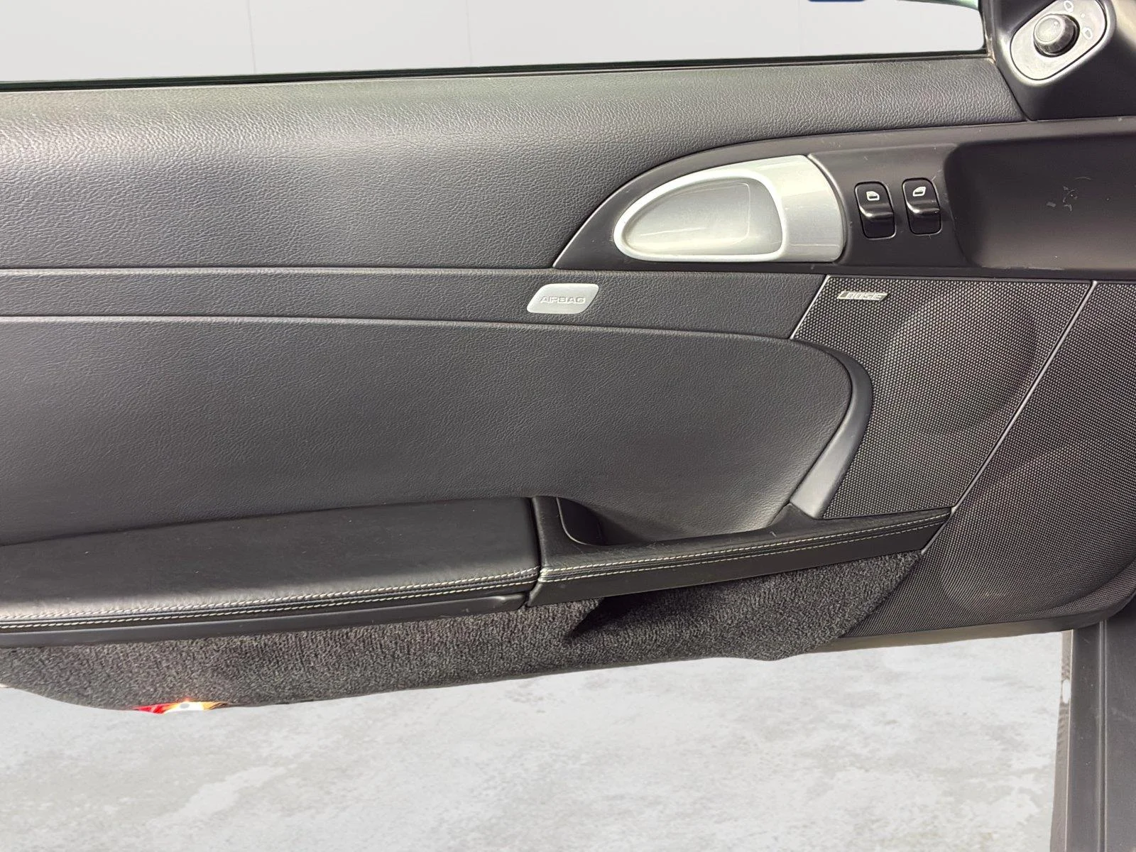 Used 2006  Porsche S image 20