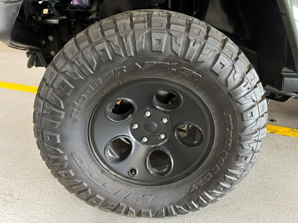 Used 2014 Black Clearcoat Jeep Unlimited Rubicon image 20