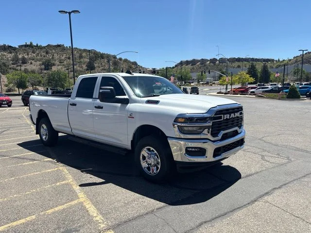New 2026 Bright White Clear-Coat Exterior Paint RAM Tradesman image 4