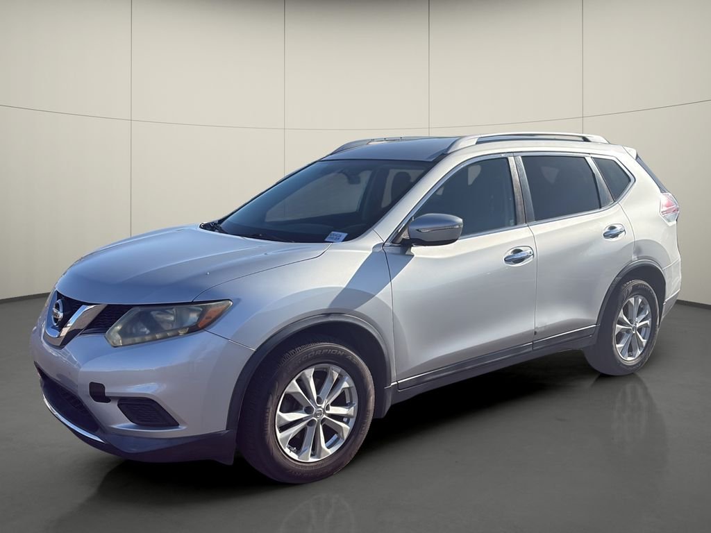 Used 2014 Silver Nissan SV image 3