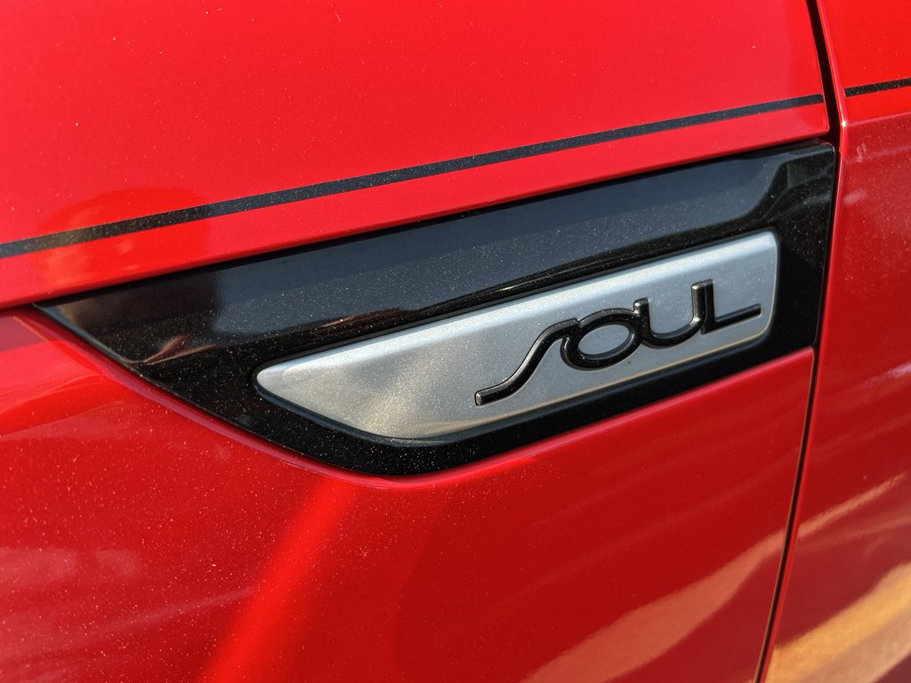 Used 2017 Inferno Red w/Black Roof Kia + image 8