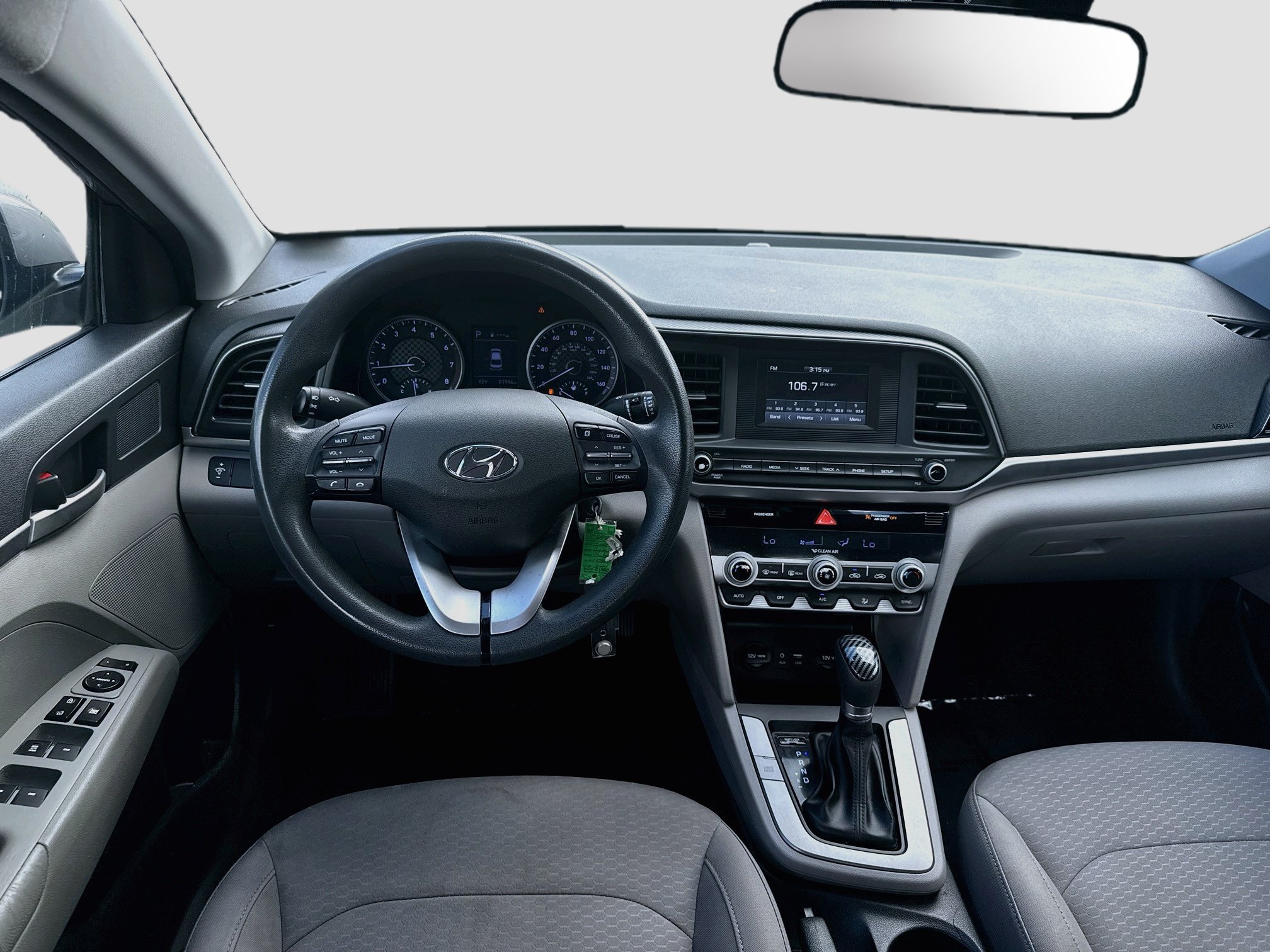2020 Hyundai Elantra SE - Photo 18
