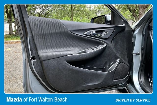 Used 2024 Gray Chevrolet LT image 17