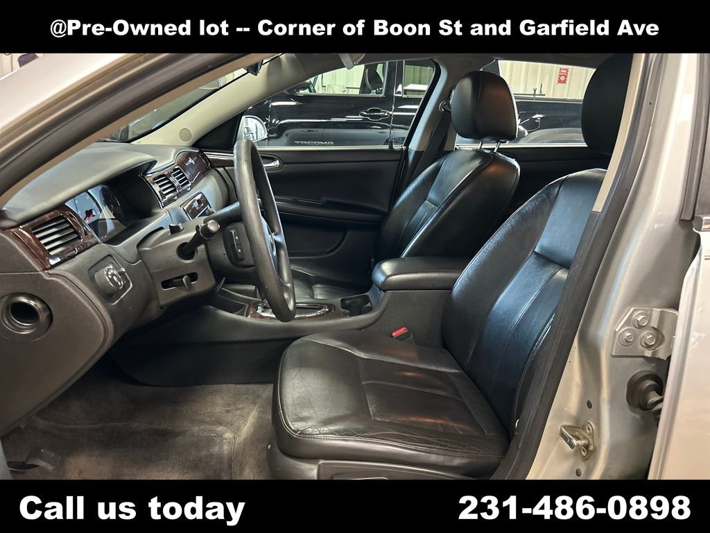 Used 2016 Silver Chevrolet LTZ image 14