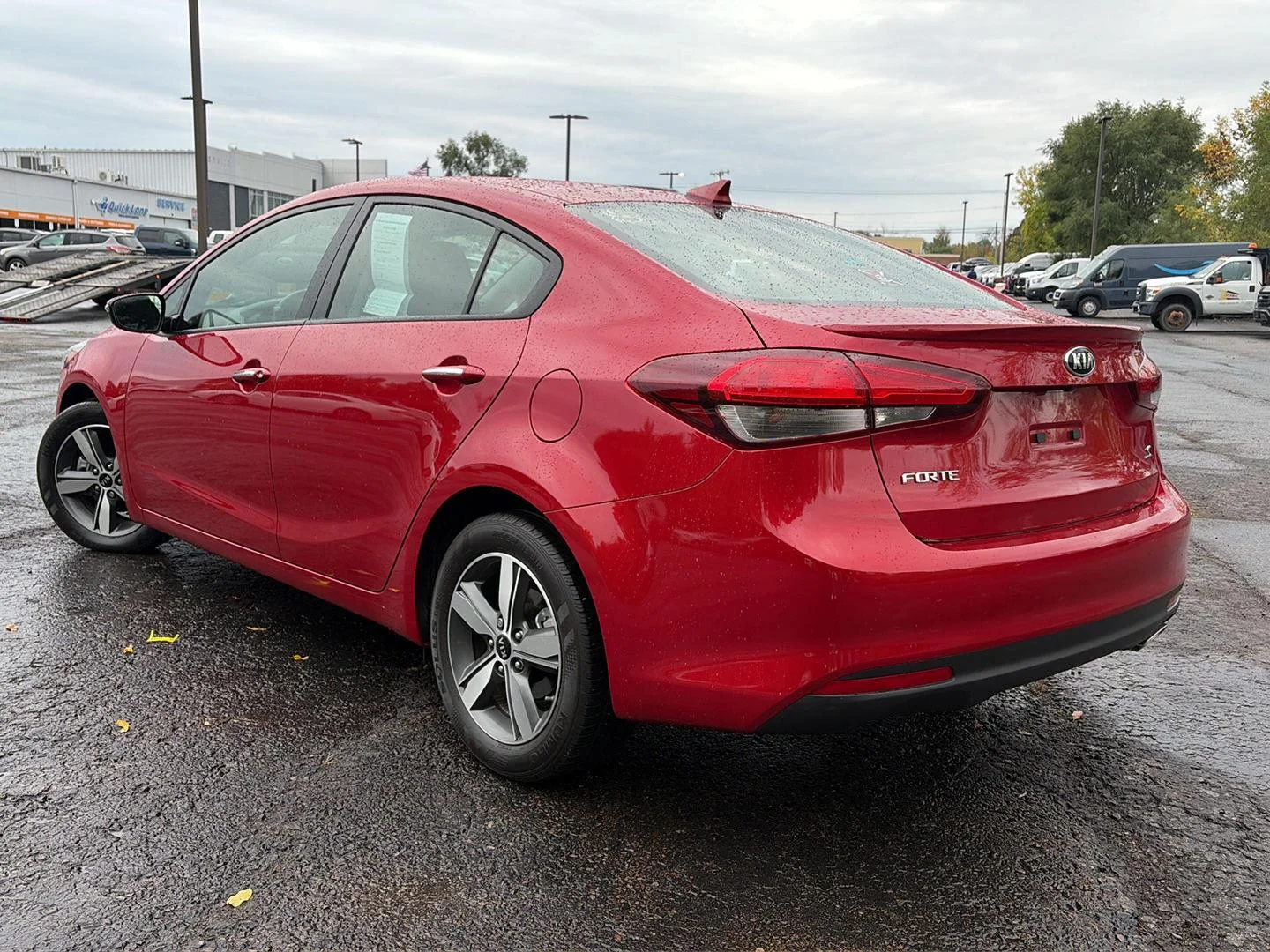 Used 2018 Currant Red Kia S image 3