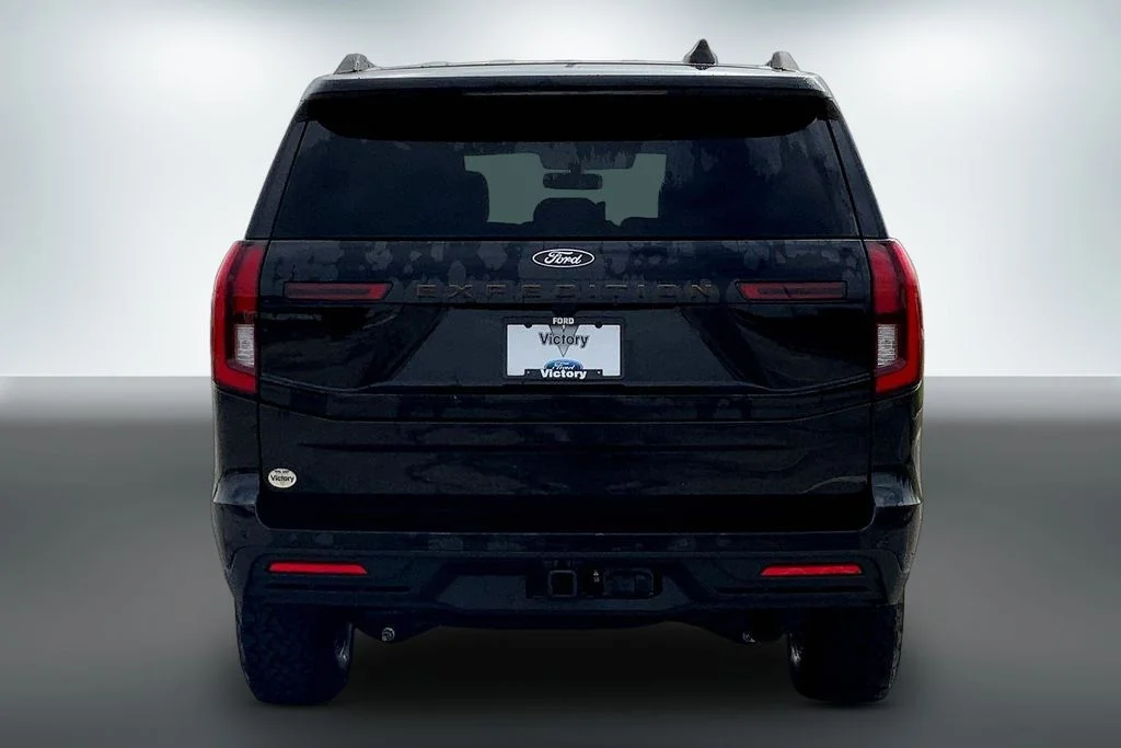 New 2026 Agate Black Metallic Ford Tremor image 4