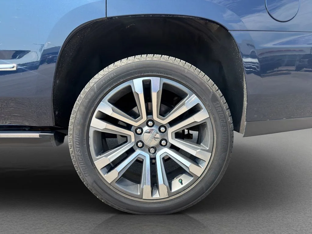Used 2018 Blue GMC Denali image 23