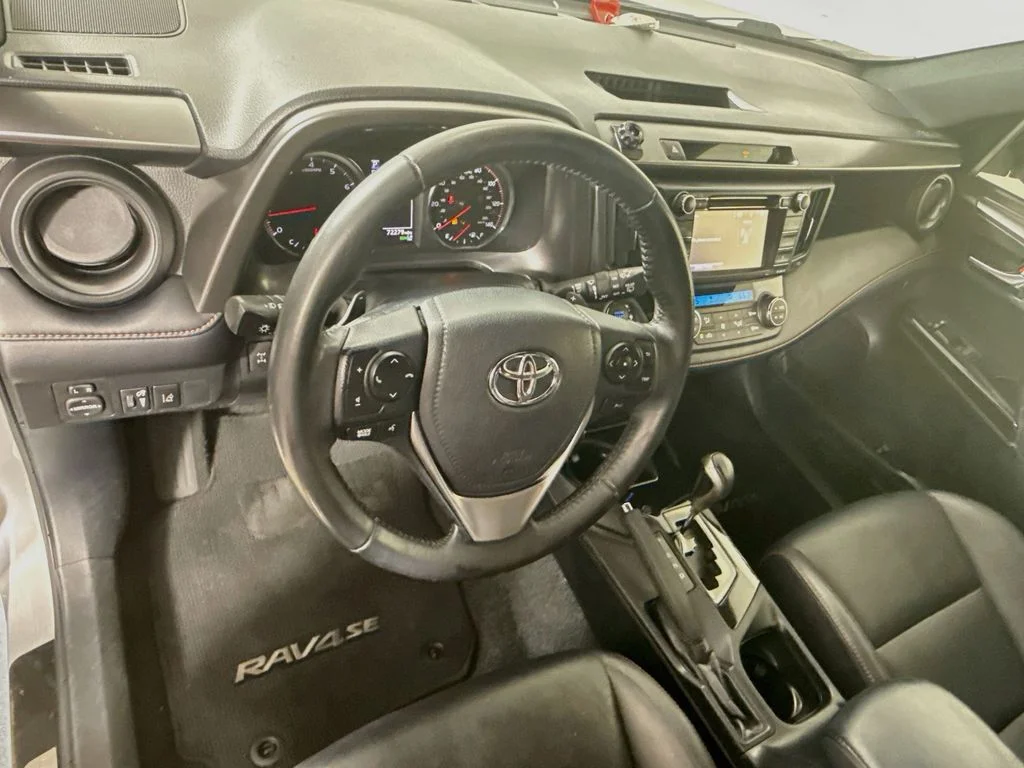 Used 2018 Silver Sky Metallic Toyota SE image 9