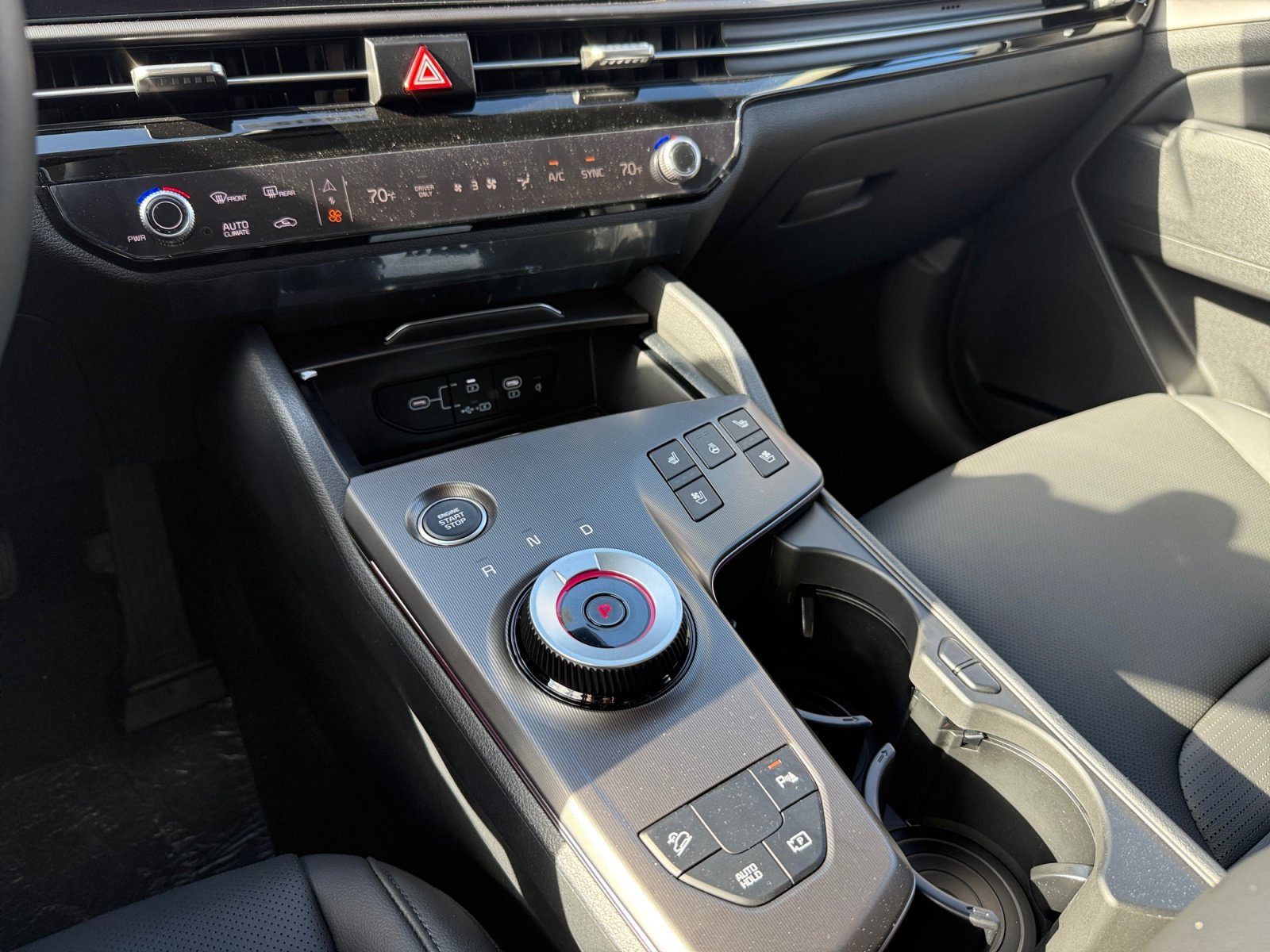 New 2027 Snow White Pearl Kia SX-Prestige image 13