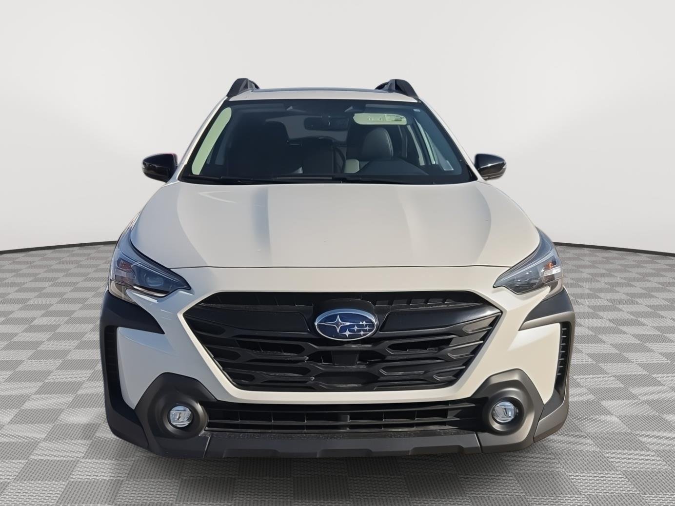 Used 2025 Crystal White Pearl Subaru Onyx Edition image 2