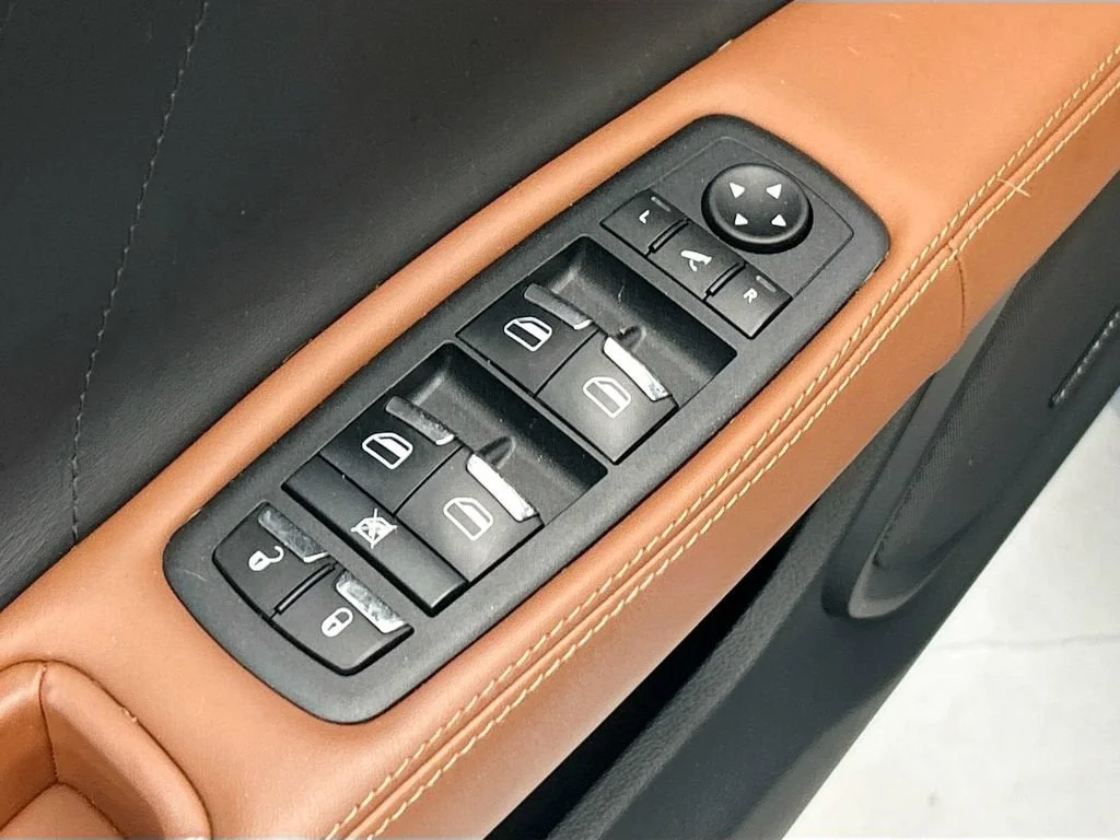Used 2023  Maserati Modena image 22