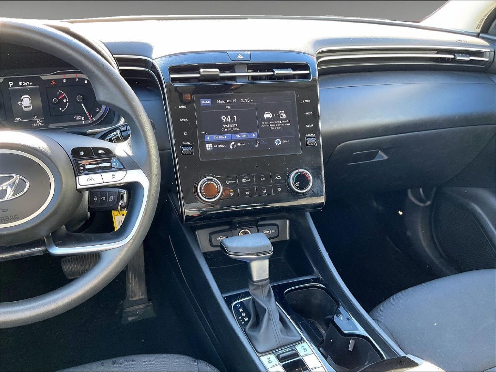 Used 2024 Hampton Gray Hyundai SE image 18