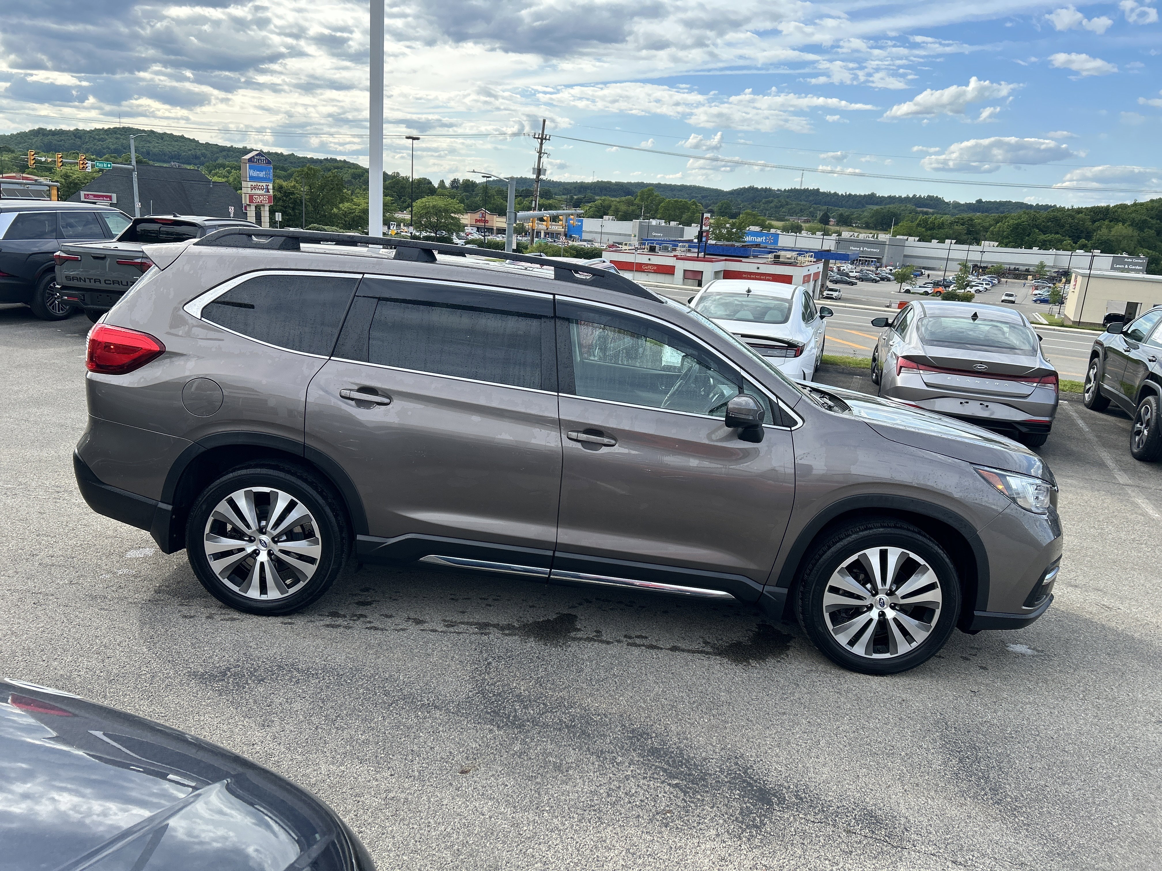 2022 Subaru Ascent Limited - Photo 3