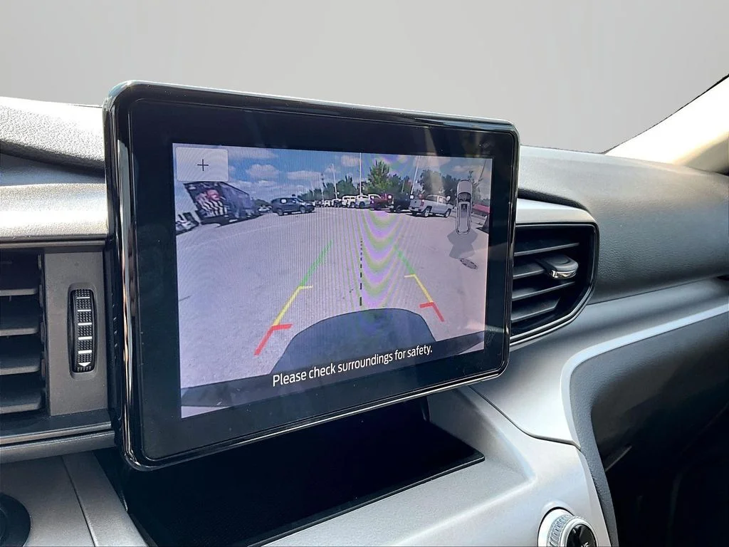 Used 2023 Gray Ford XLT image 22