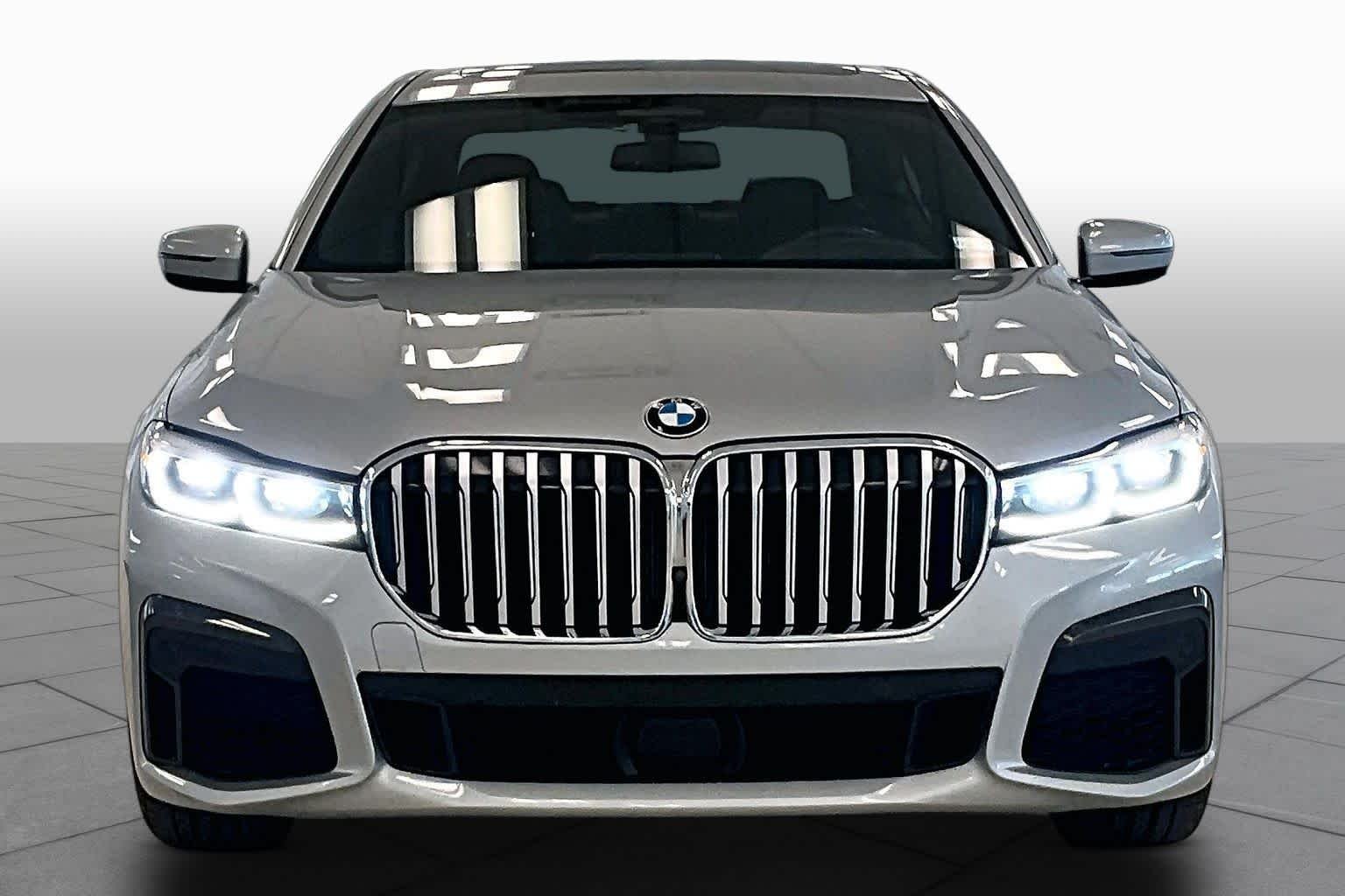 Used 2020 Glacier Silver Metallic BMW 750i xDrive image 3