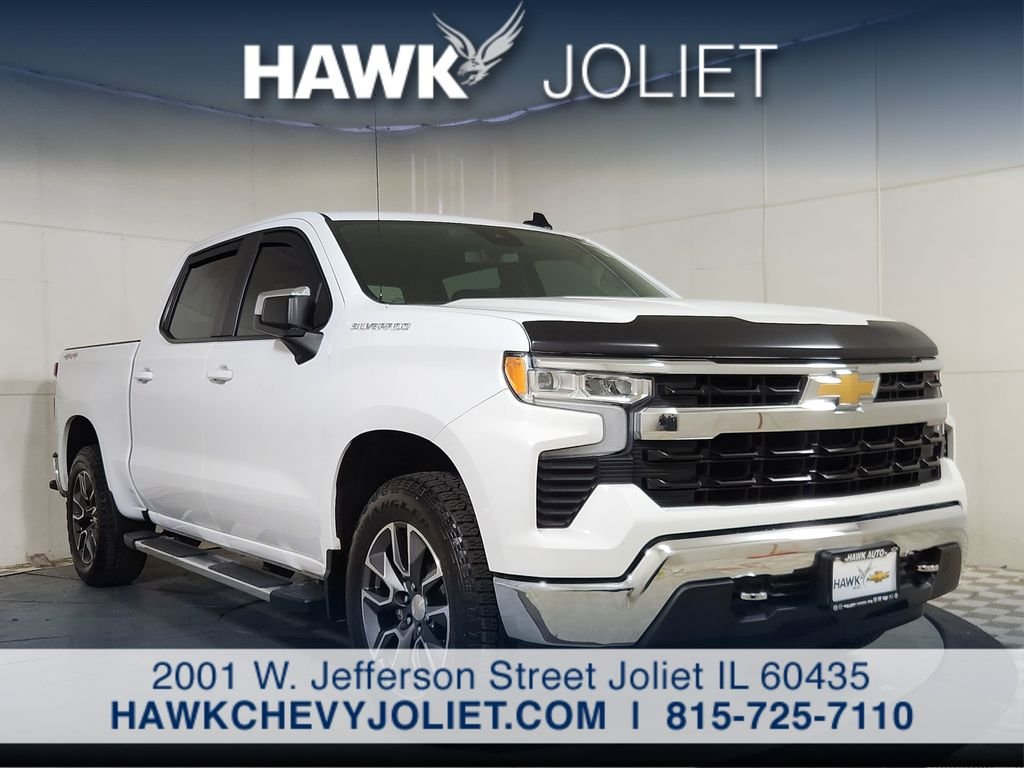 Used 2024 White Chevrolet LT image 11