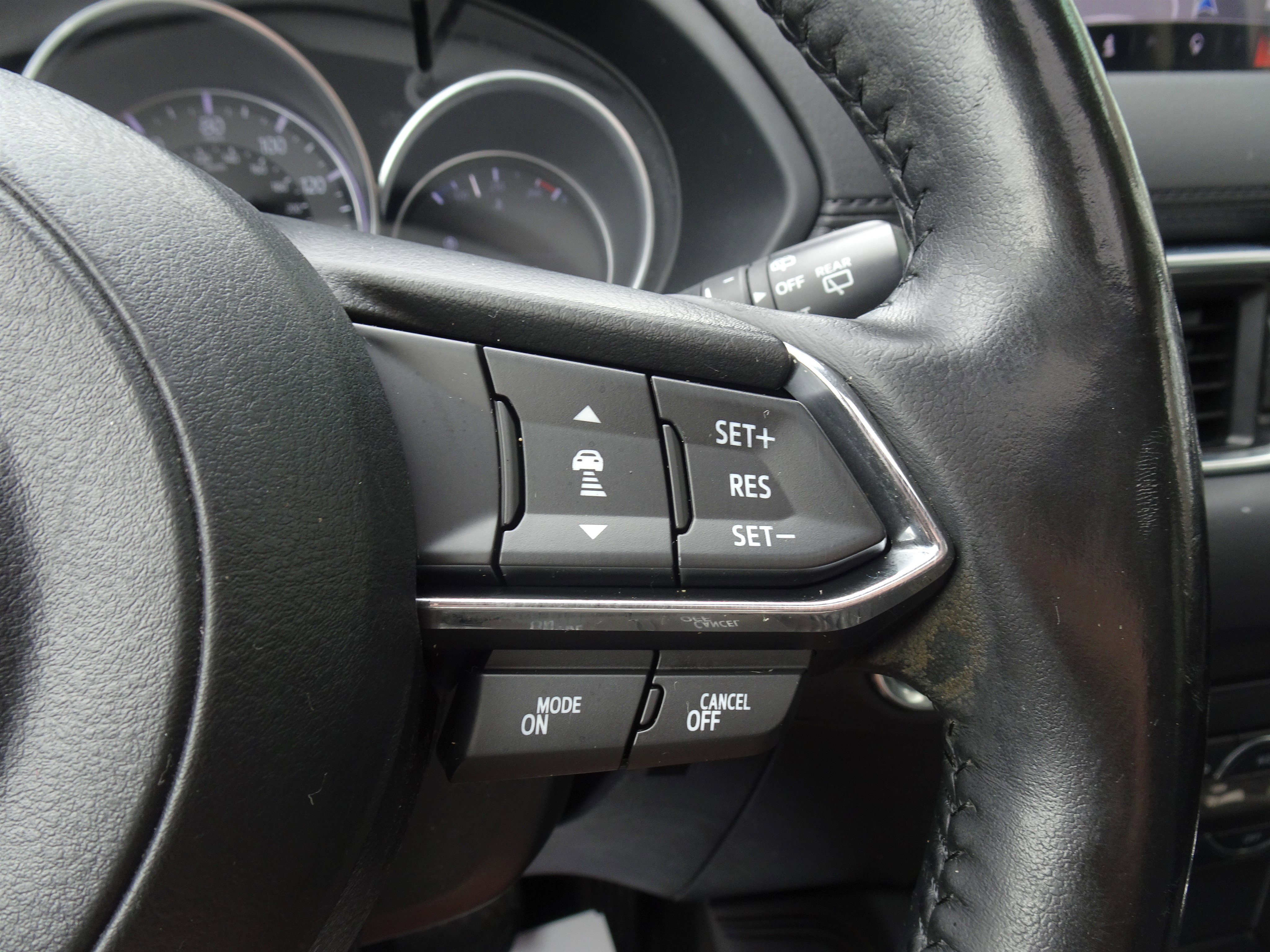 Used 2018 Machine Gray Metallic Mazda Grand Touring image 23