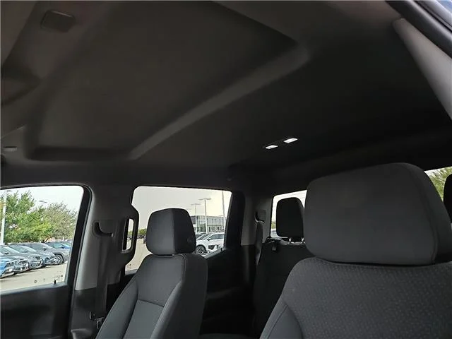 Used 2021 Northsky Blue Metallic Chevrolet Custom 4x2 Crew Cab 5.75 ft. box 147.4 in. WB image 11