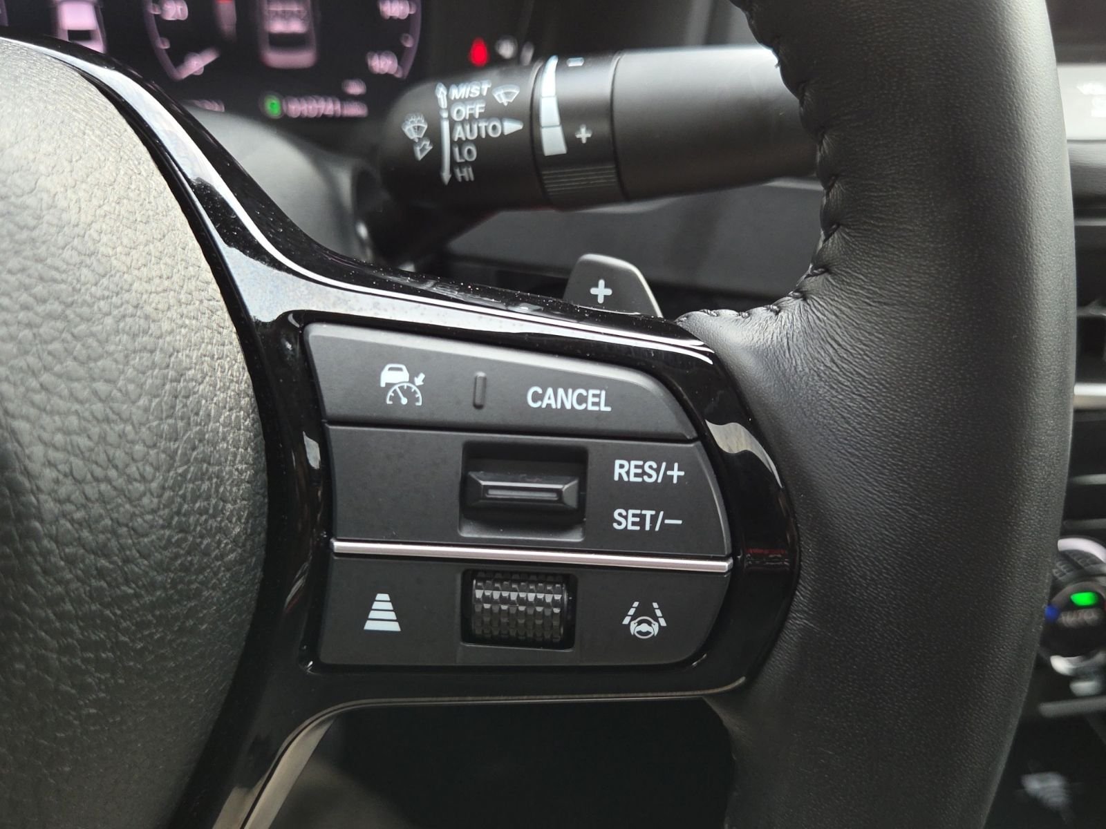 Used 2024  Honda Touring image 32