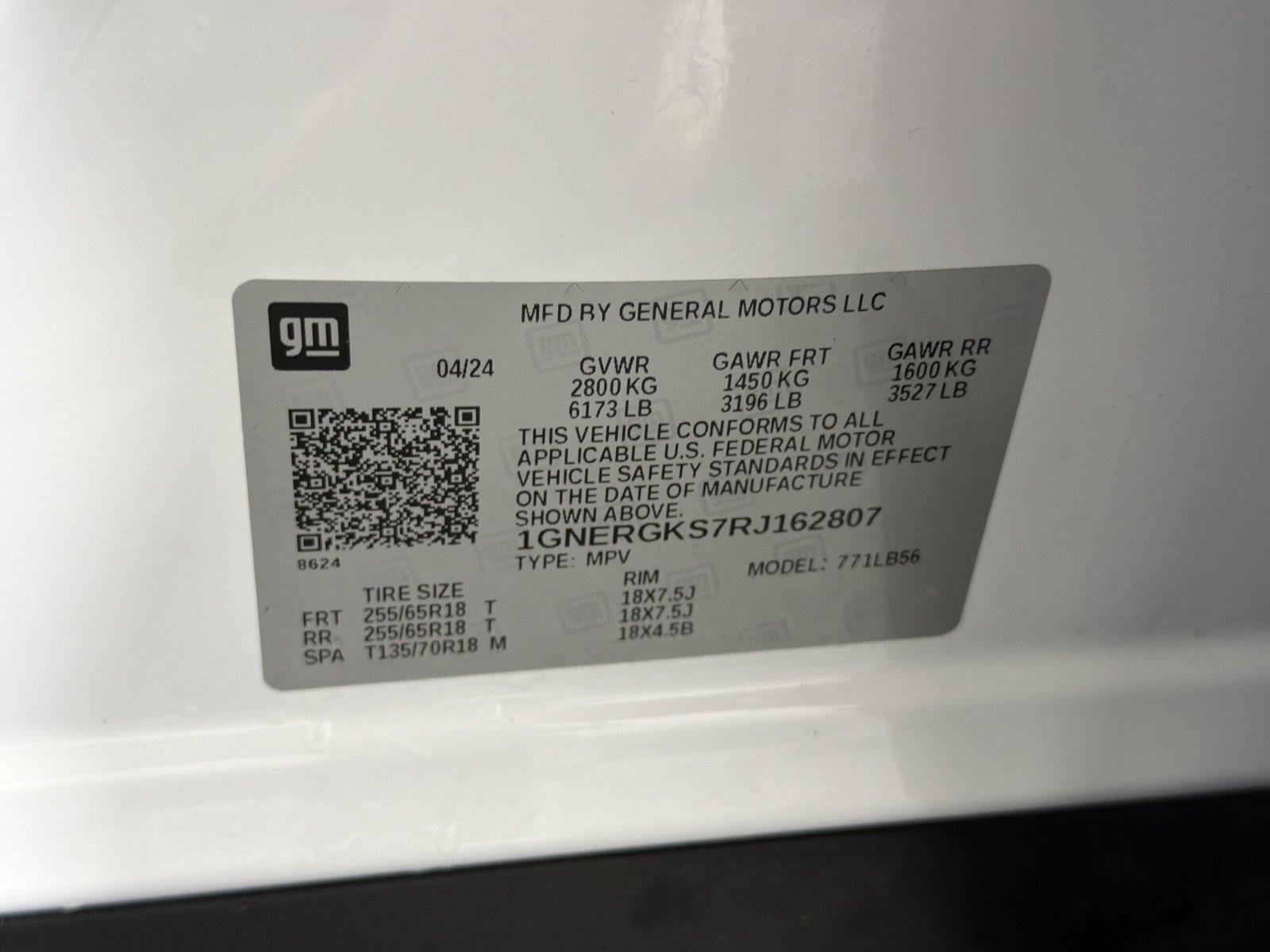 Used 2024 Summit White Chevrolet LT image 32